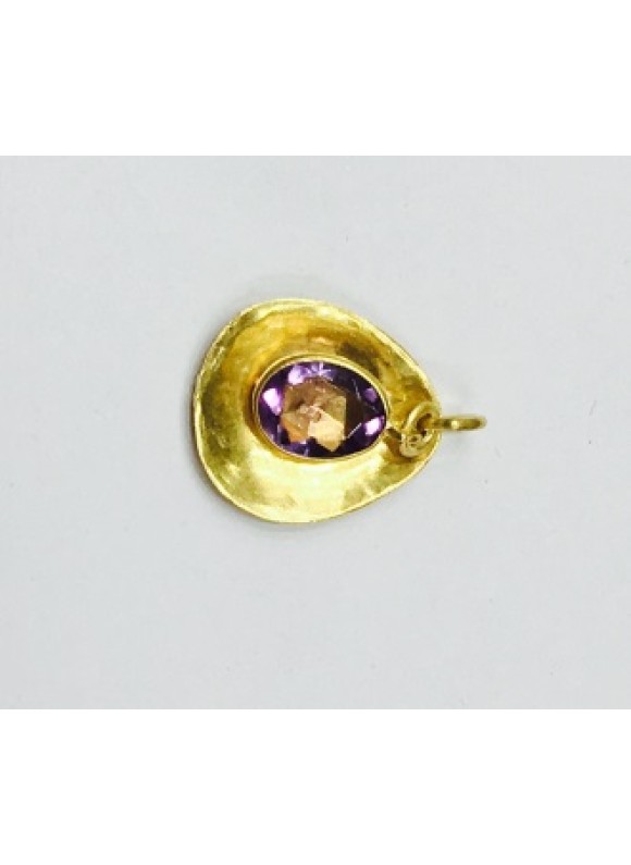 925 Sterling silver Pendant with Amethyst in 14 kt Gold Polish 