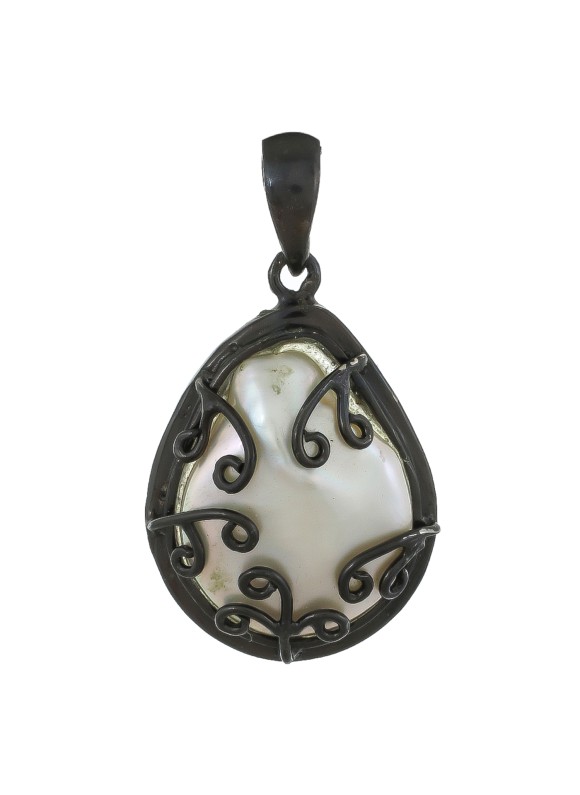 925 Sterling silver Pearl Pendant with Black Rhodium